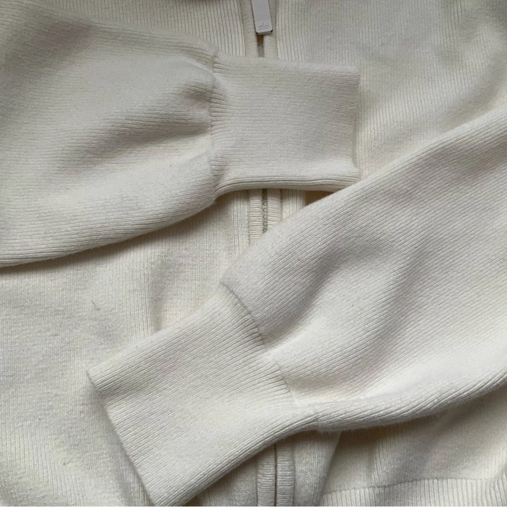 Alo Yoga Scholar Knit Cropped Full Zip Jacket Ivory XS